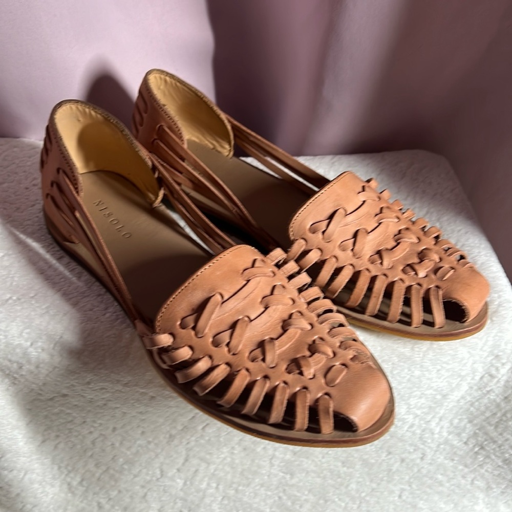 Nisolo sandals. Camel